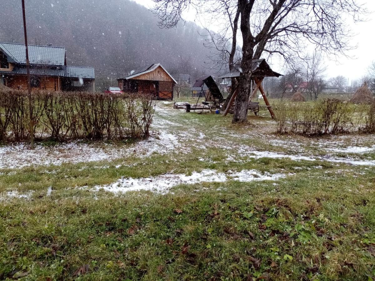 Садиба Федорчуків За Рікою1 Szeszory Zewnętrze zdjęcie